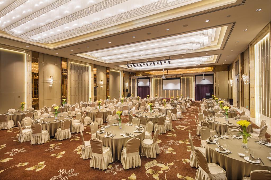Royal Century Hotel שנגחאי מראה חיצוני תמונה