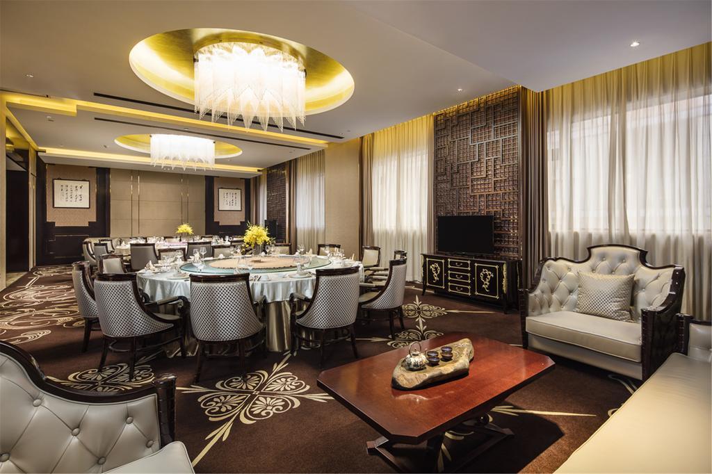 Royal Century Hotel שנגחאי מראה חיצוני תמונה