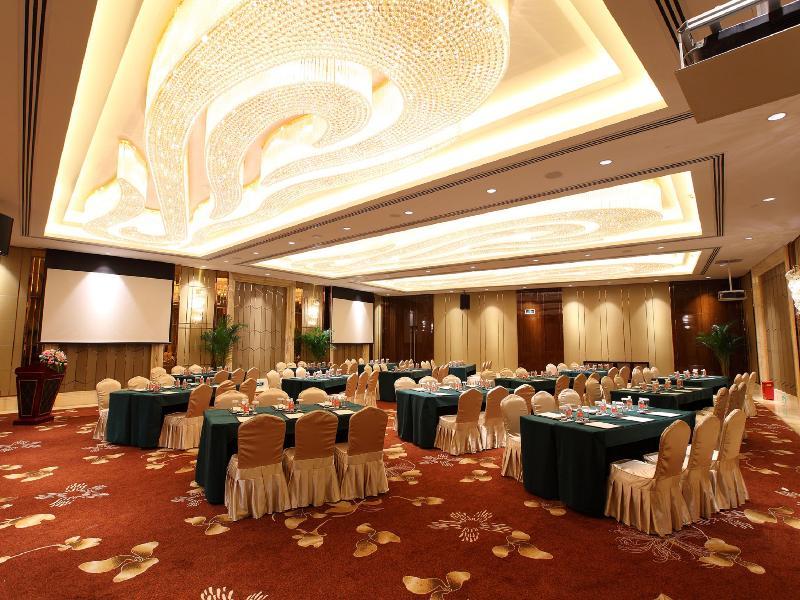 Royal Century Hotel שנגחאי מראה חיצוני תמונה