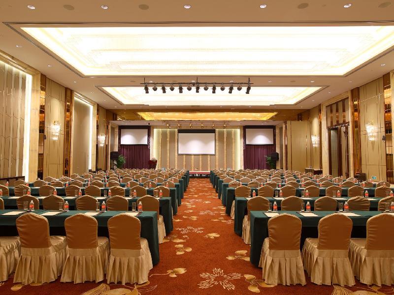 Royal Century Hotel שנגחאי מראה חיצוני תמונה